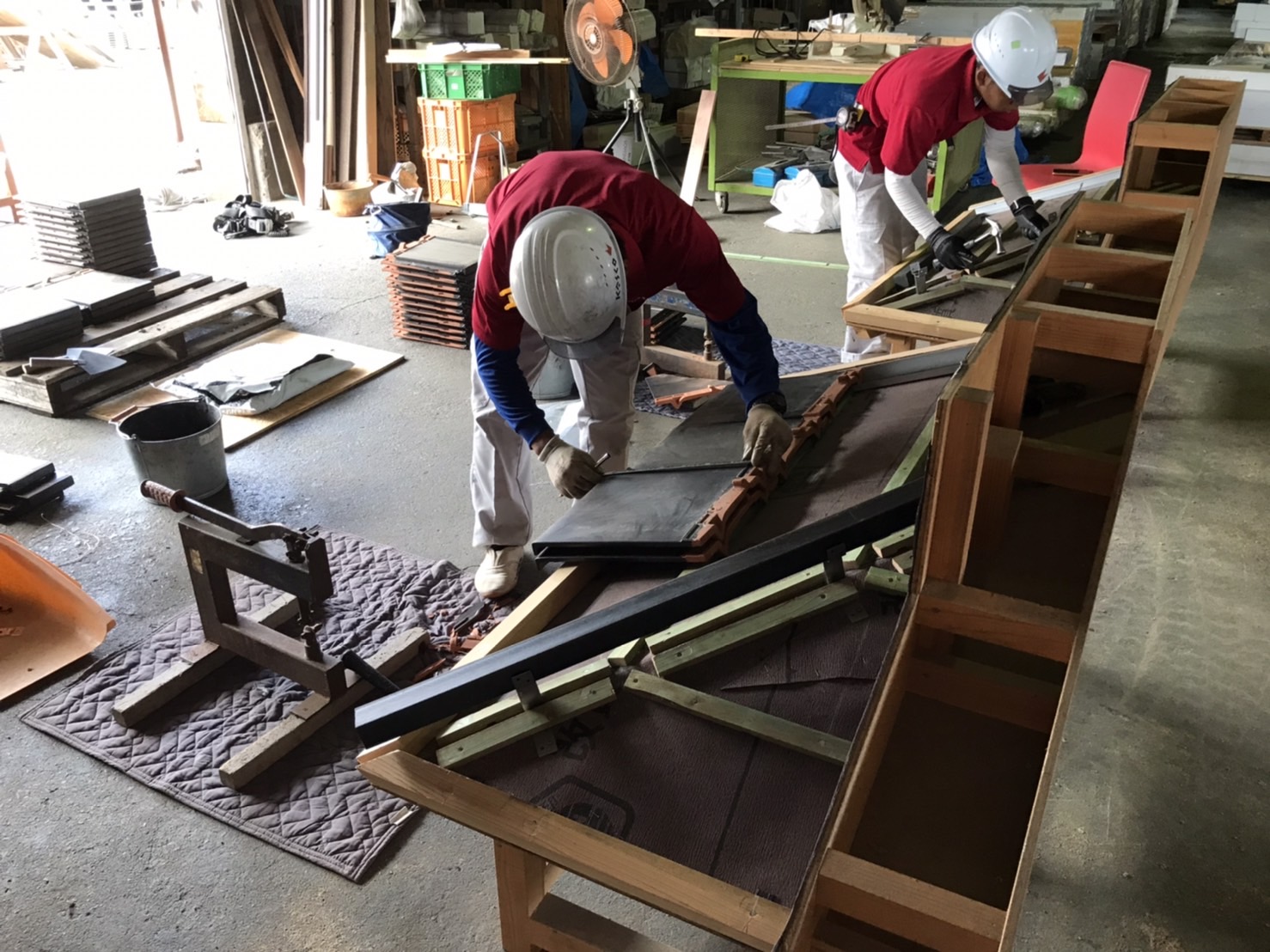 技能実習生!随時3級かわらぶき技能検定! 屋根・外壁工事専門店(雨漏り・屋根瓦修理)徳島の株式会社カスコ